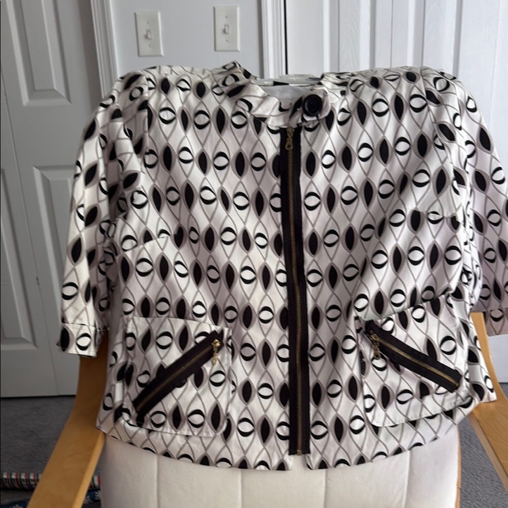 Stylish Black and White Women's Jacket